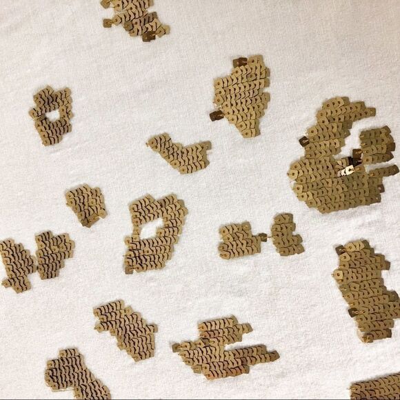 Leopard Pattern Sequin T- Shirt -Size PM - Picture 4 of 5